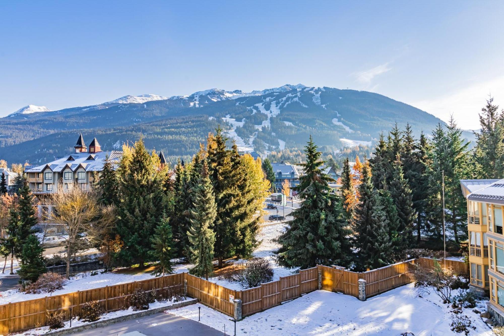 Cascade Lodge By Elevate Vacations Whistler Buitenkant foto