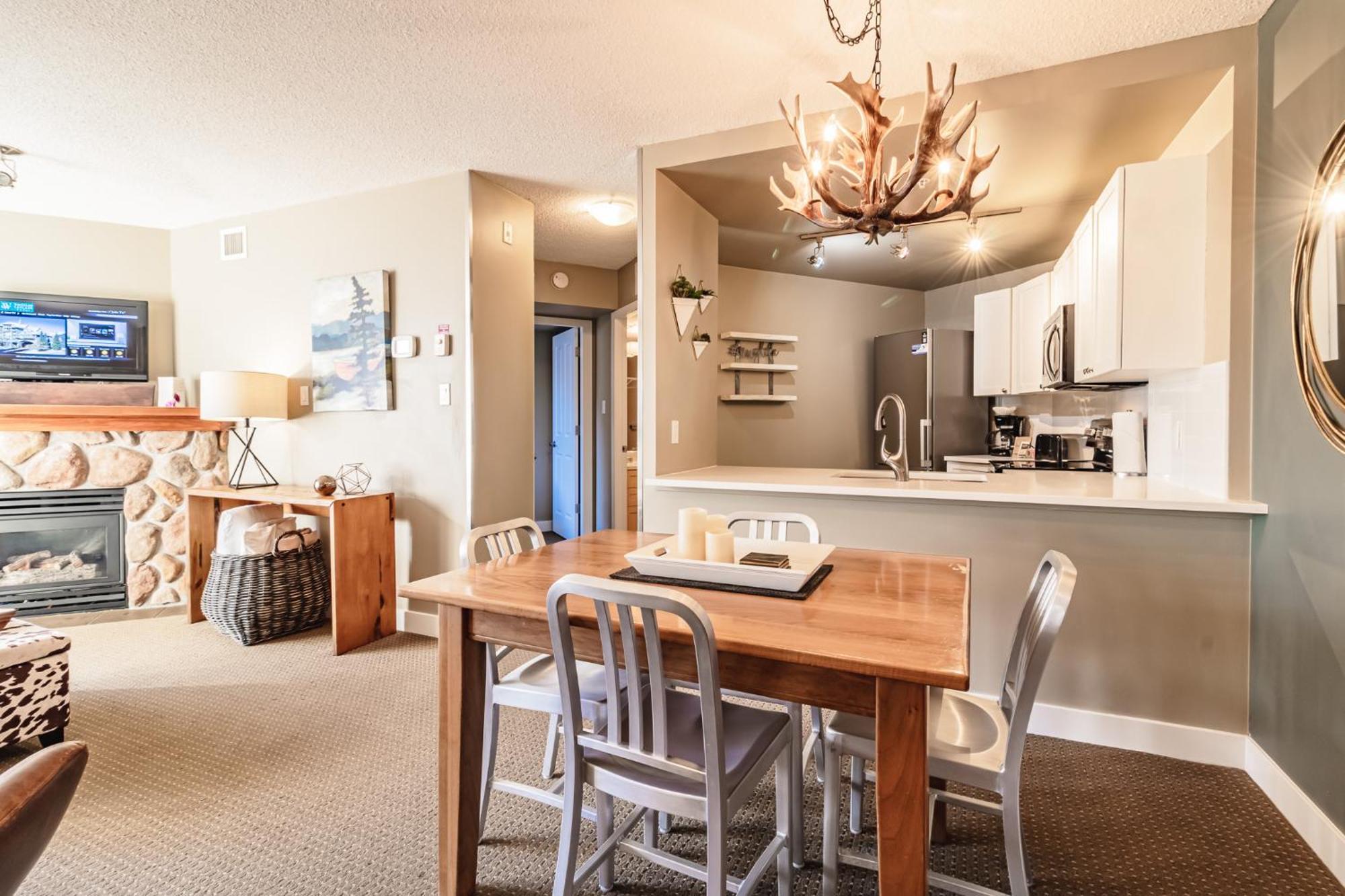 Cascade Lodge By Elevate Vacations Whistler Buitenkant foto
